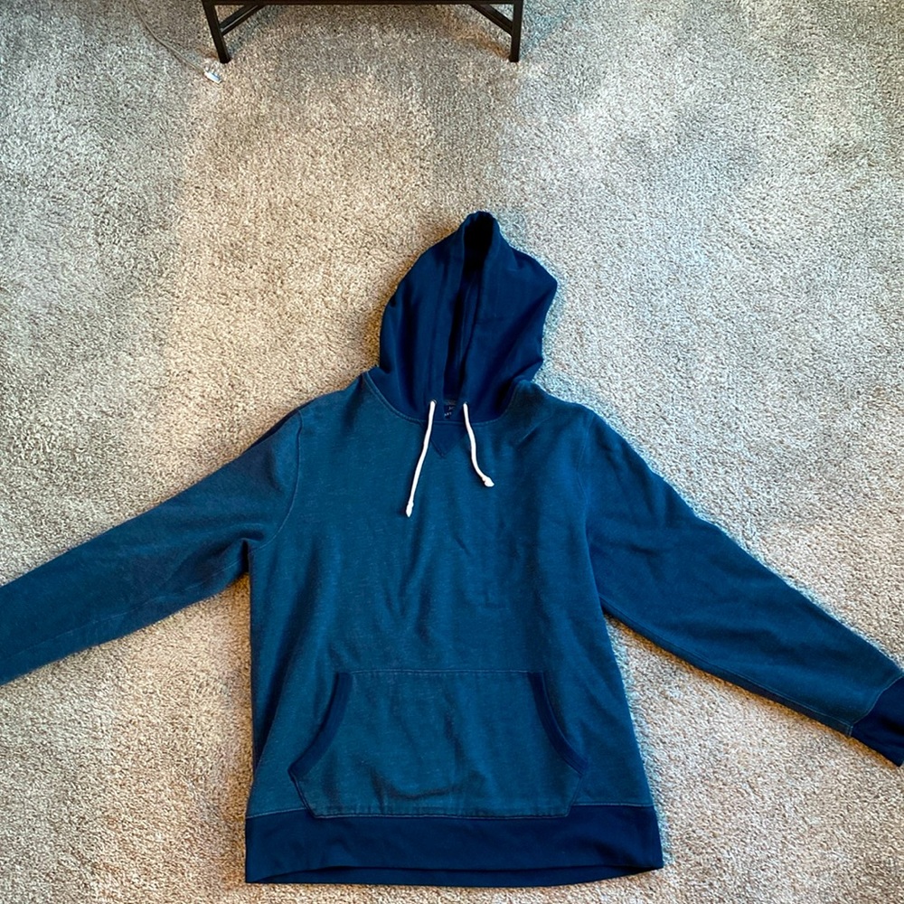 J Crew Men’s colorblock fleece sweatshirt, size XL.